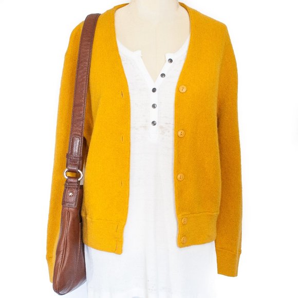 uniqlo yellow cardigan